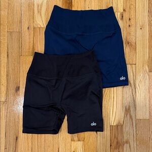 ALO Yoga Ribbed High-Rise Bike Shorts Set — Black & Navy